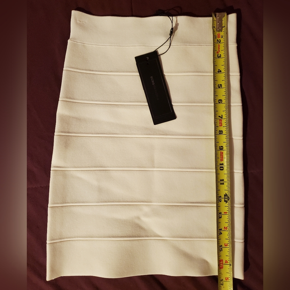 BCBG MaxAzria Stretch Cream White Midi Skirt 17"